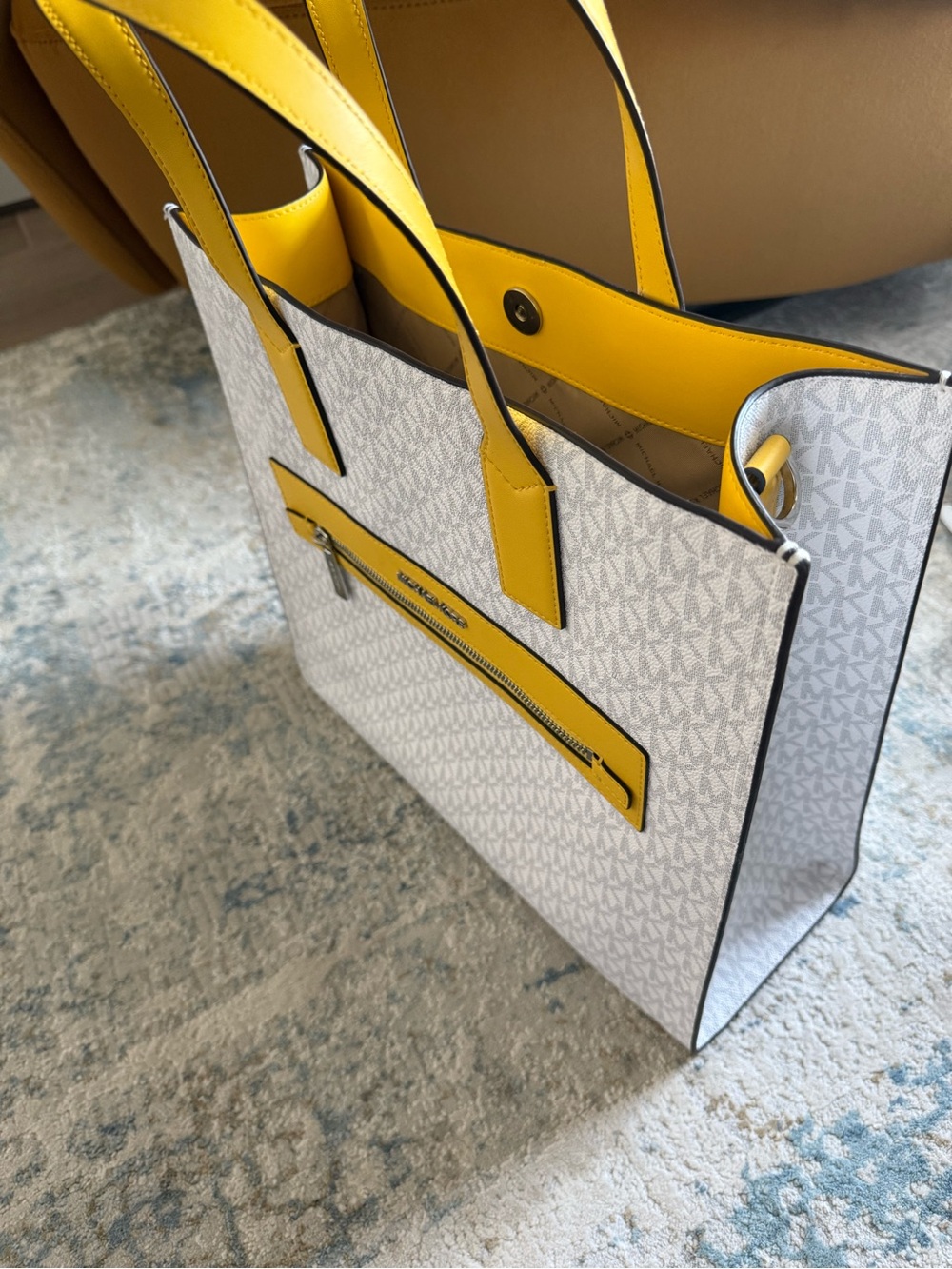 Michael Kors White Logo Tote with Yellow Trim BRAND NEW